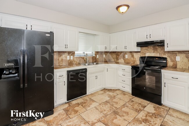 Photo - 14411 Craig Ave