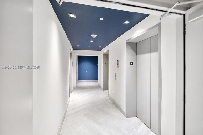 Photo - 45 SW 9th St Unidad 1401