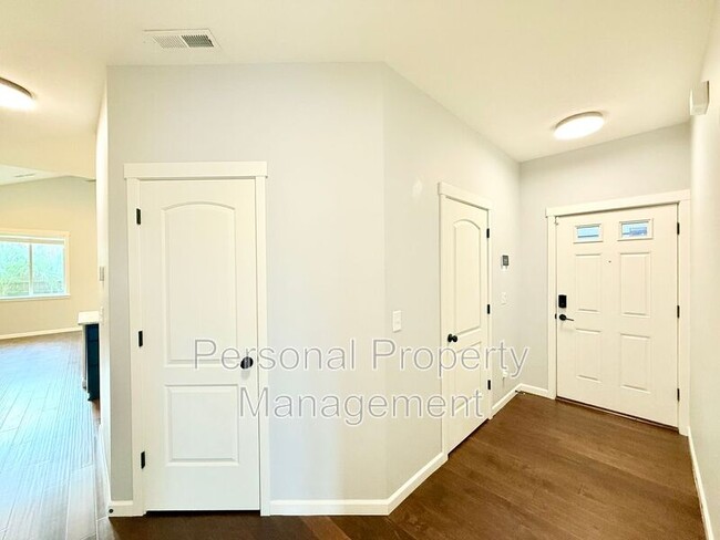 Photo - 2606 NE 130th Ct