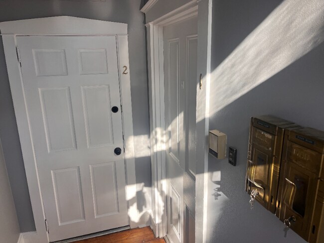 Photo - 35 E Lemon St Unit Apt 1