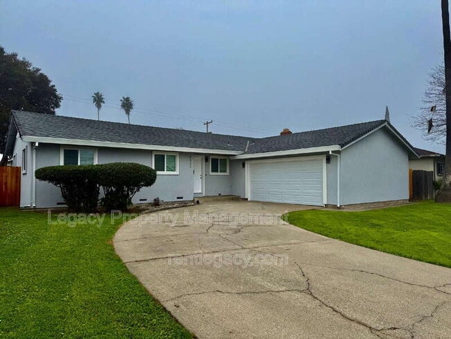 Building Photo - 6920 Demaret Dr