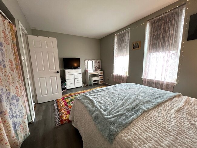 Bedroom 2A with Furniture - 2031 N 15th St