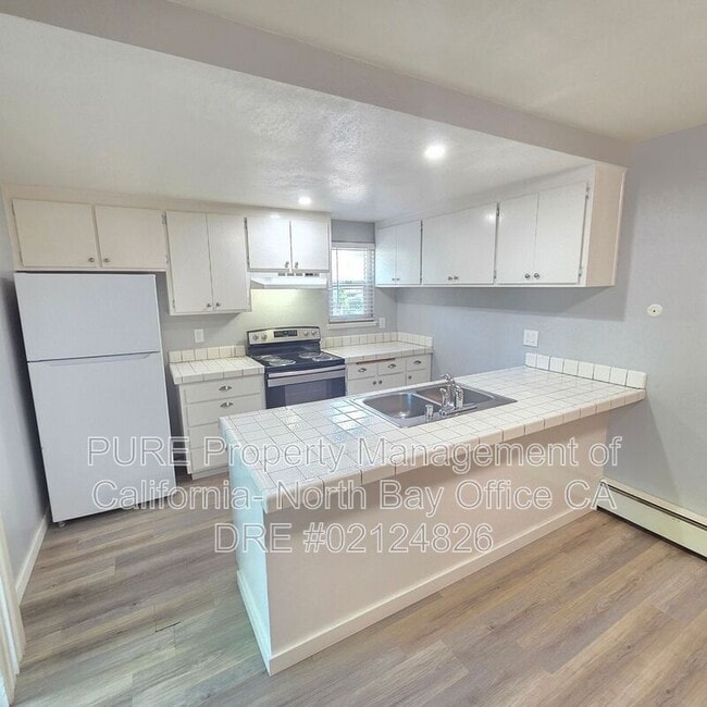 Building Photo - 900 Civic Center Dr Rental
