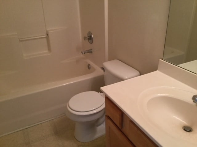 Photo - 413 Marsh Lake Rd SE