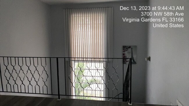 Photo - 3700 NW 58th Ave Unidad 3700 NW 58th Ave