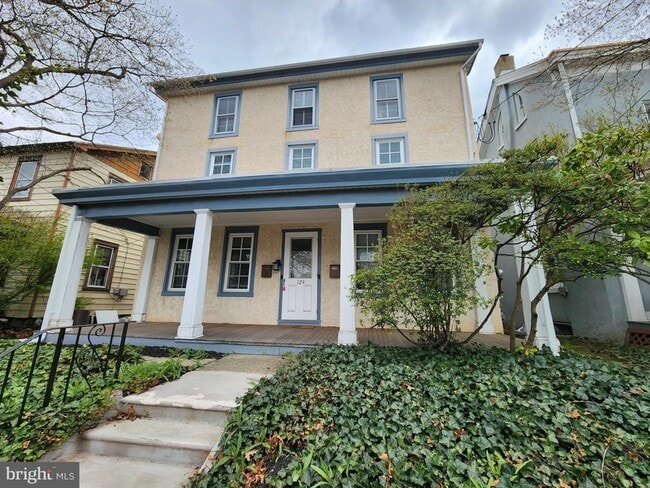 Photo - 129 Shearer St Condo Unit 2