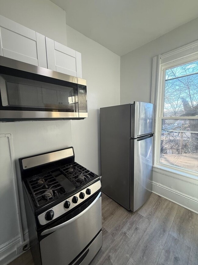 Photo - 165 Liberty St Unit 2