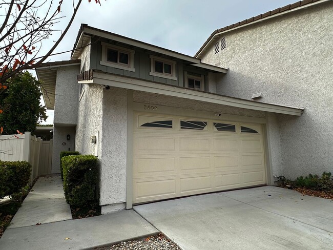 Spacious Townhome with Inviting Large Pati... - Spacious Townhome with Inviting Large Pati...