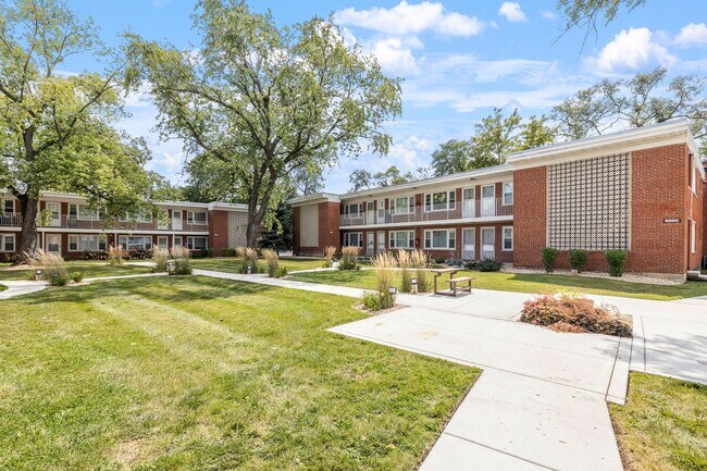 Photo - WHEATON COURT, LLC