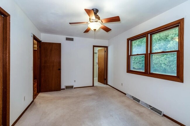 Photo - 7348 Century Pl