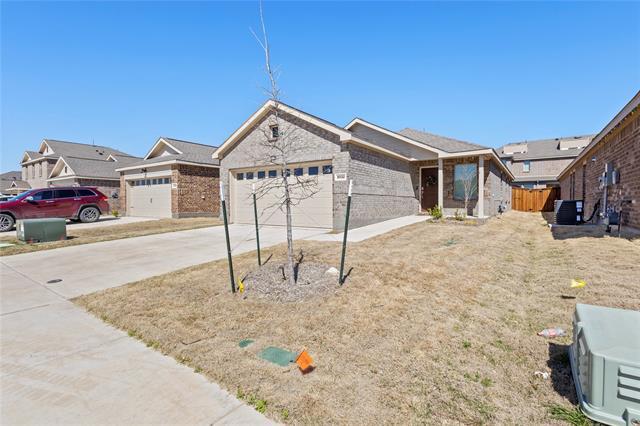 3032 Ashbrook Ln