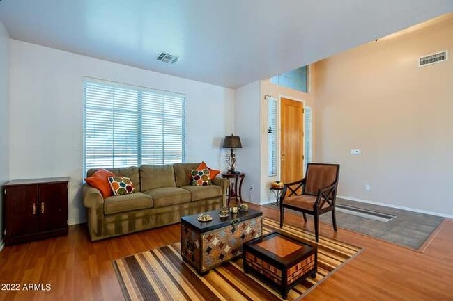 Photo - 735 W Carob Pl