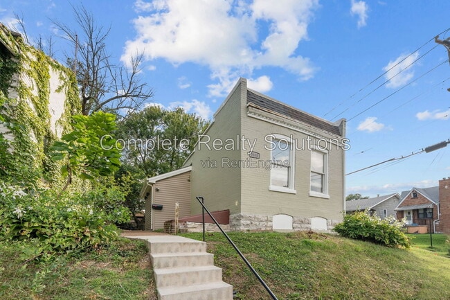 Photo - 3680 Blow St