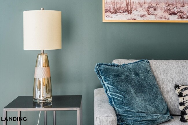 Photo - 70 I St SE Unidad 70-1021