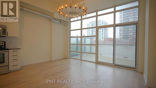 Photo - 1410 Dupont St Unité 331