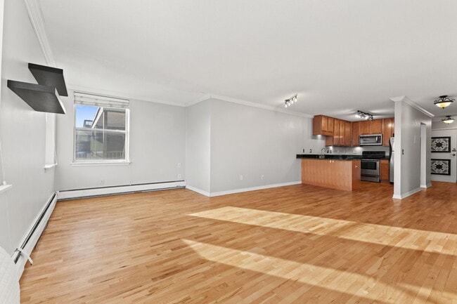 Photo - 3150 Excelsior Blvd Unit 2BR Condo at Lake Calhoun