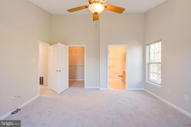 Photo - 4933 Riders Ct Unit 4933