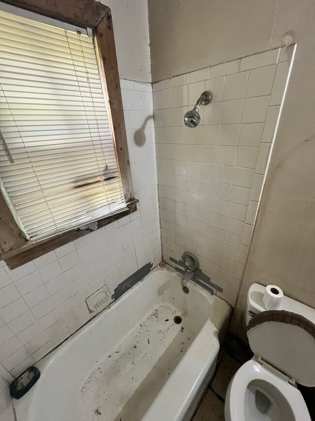 Photo - 3355 Lunceford St