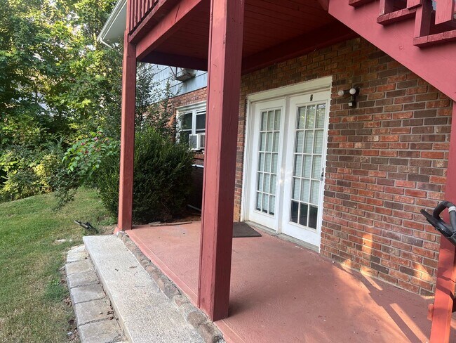 Photo - 8 Vine Ln Unit 2