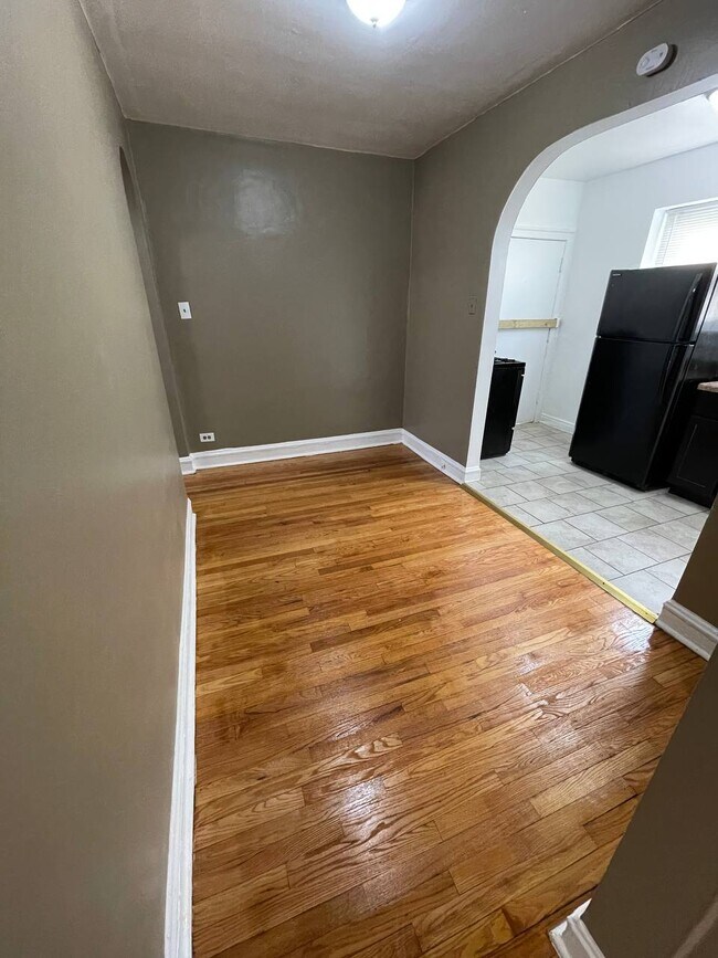 Photo - 7201 S Western Ave Unit 1