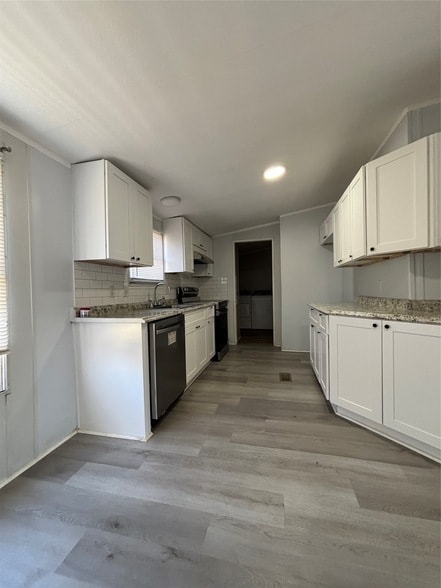 Photo - 16509 Brittany Way