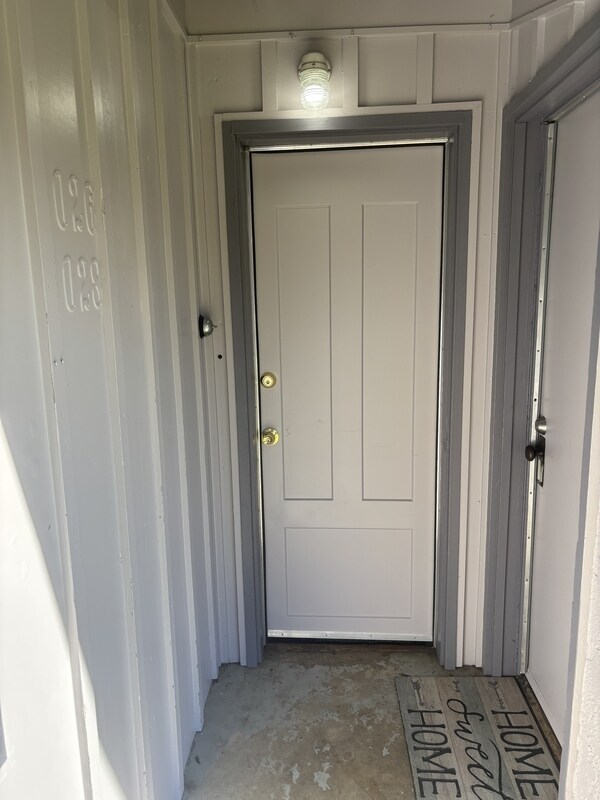 Photo - 3026 NE Douglas Ave