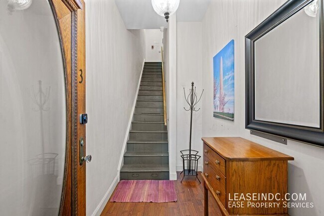 Photo - 1503 12th St NW Unidad #3