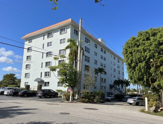 Photo - 1881 Middle River Dr Unit 704