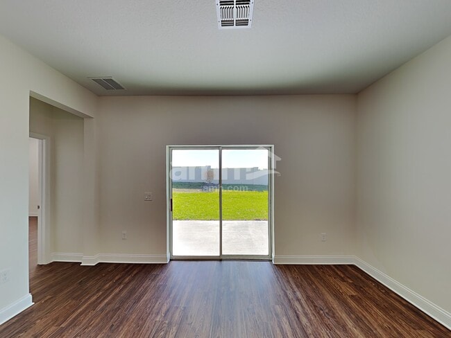 Photo - 1026 Summer Stone Lp