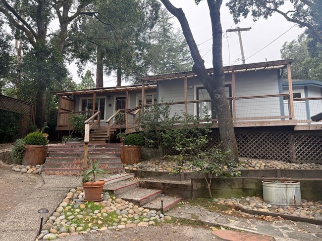 Building Photo - 3 Bedroom/ 2 bathroom Home in Cotati