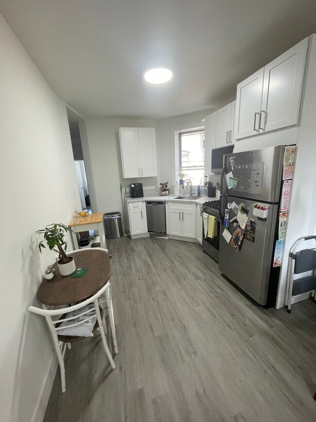 Photo - 1619 Palisade Ave Unit Apt 3r