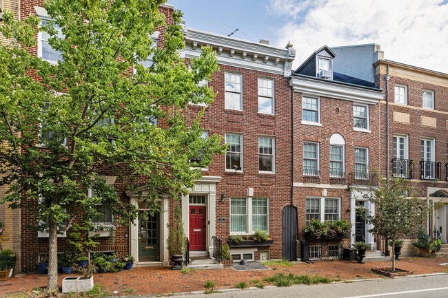 Photo - 617 Pine St