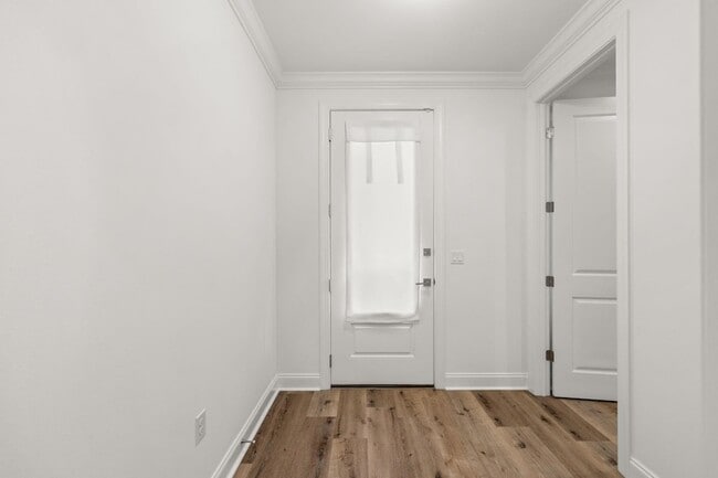 Photo - 217 Windrow Way