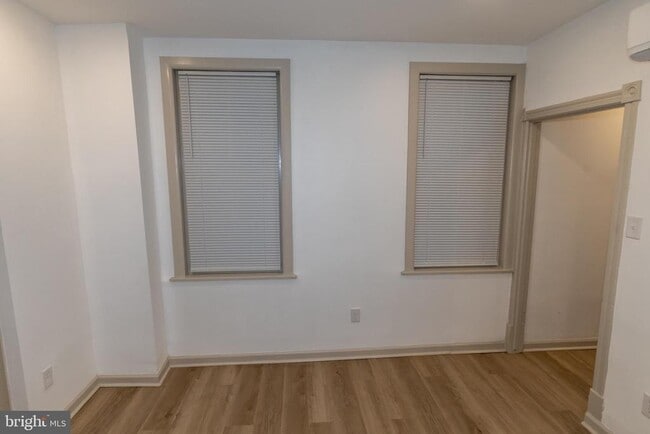 Photo - 907 Belmont Ave