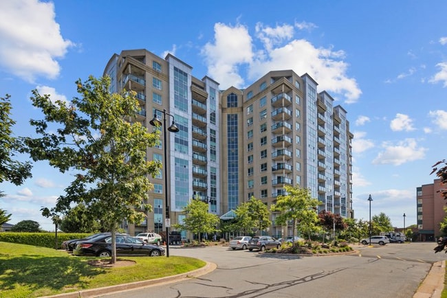 Photo - 2677 Gladstone St Unit 303