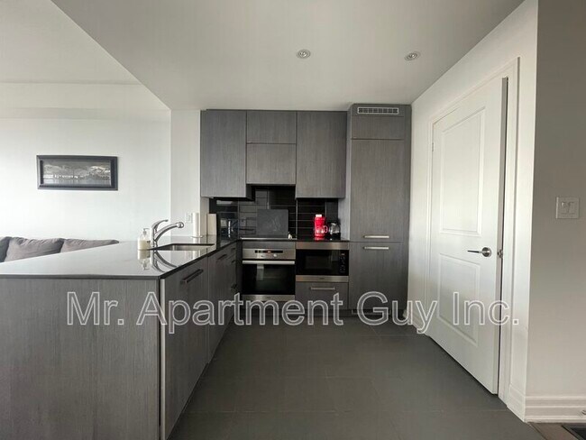 Photo - 8 The Esplanade Unit Suite 3901