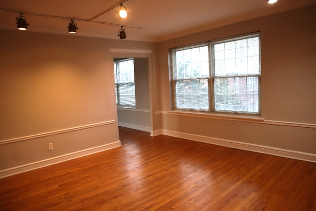 Photo - 7545 Wellington Way Unidad 2B