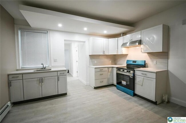 Photo - 459 Linden St Unit 1-A