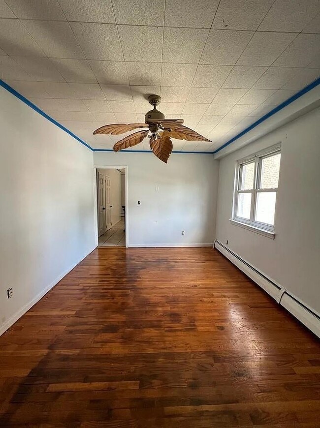 Building Photo - 2422 Wilson Ave Rental