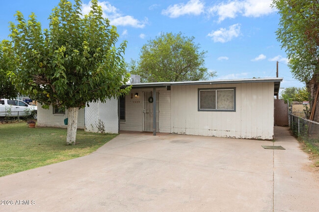 Photo - 1620 W Roeser Rd