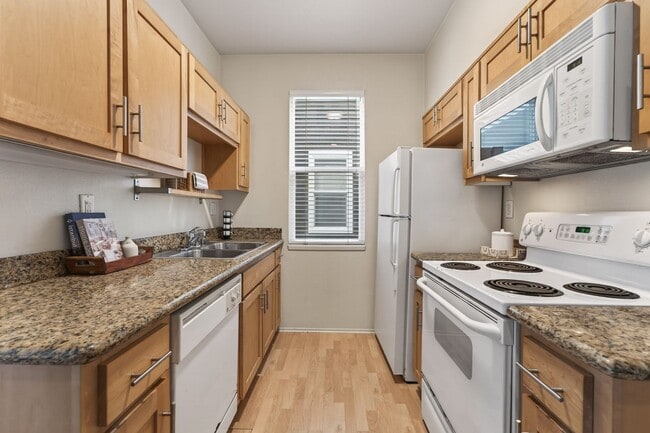 Photo - Spacious Upgraded Lower Level Condo in Marina Bay HOA....