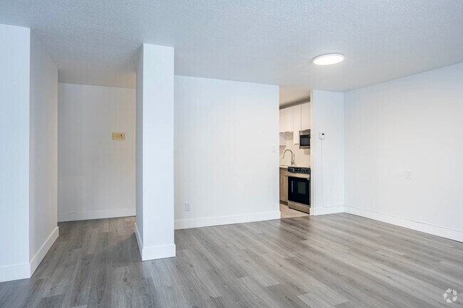 2 chambres, 1 salle de bain - 1014 pi2 - York Tower