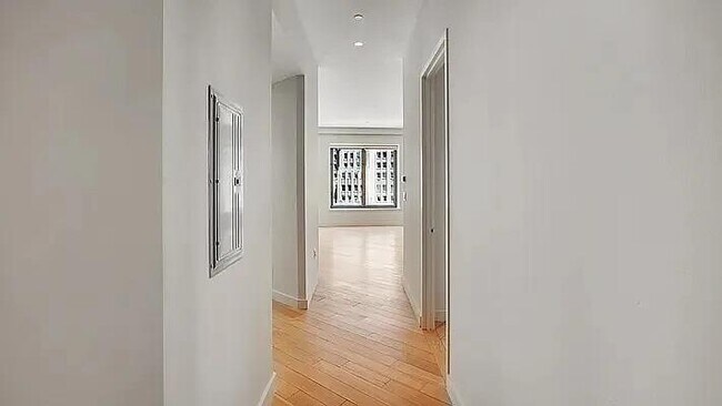 75 Wall St Unit 24-M