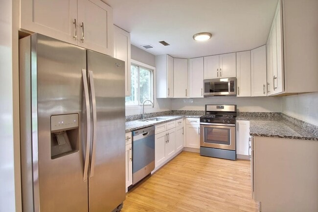 Photo - 1741 Tufts Ct