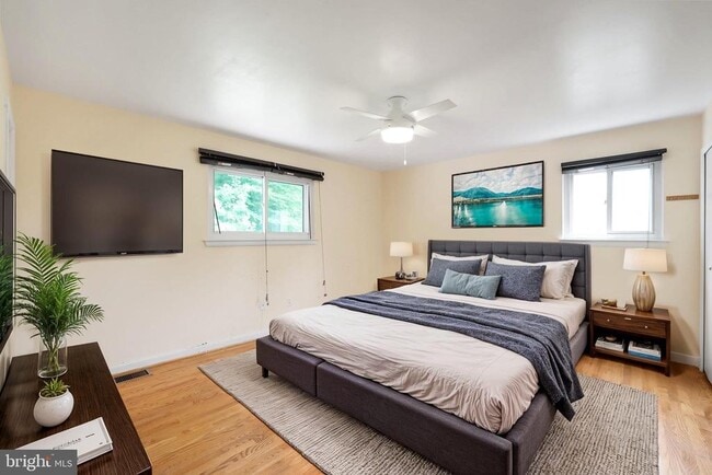 Photo - 6928 Winterberry Ln