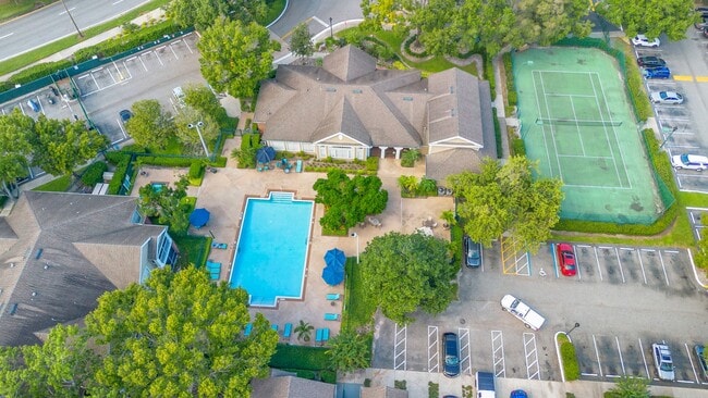 Photo - 13016 Plantation Park Cir