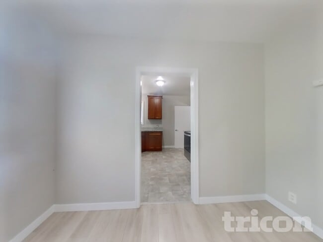 Photo - 627 Pierce St