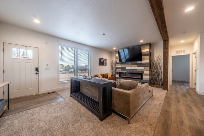 Photo - 523 W Vance Dr Unidad ID1249895P