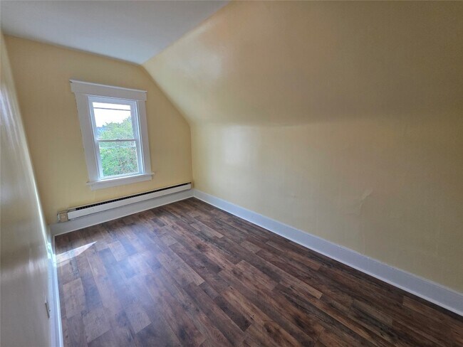 Photo - 155 Willow St Unit 3rd Floor