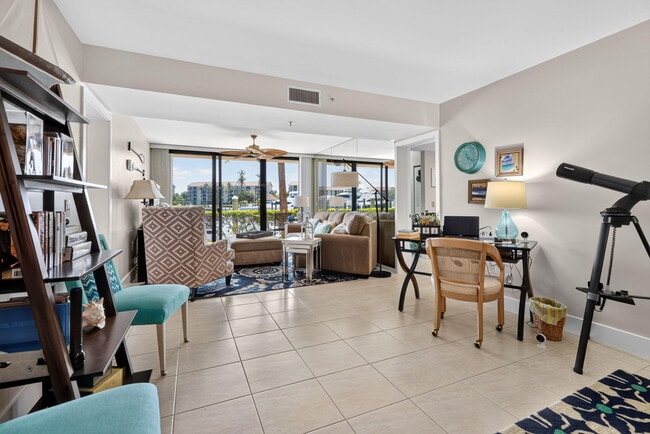 Photo - 2401 Marina Isle Way Unit 105